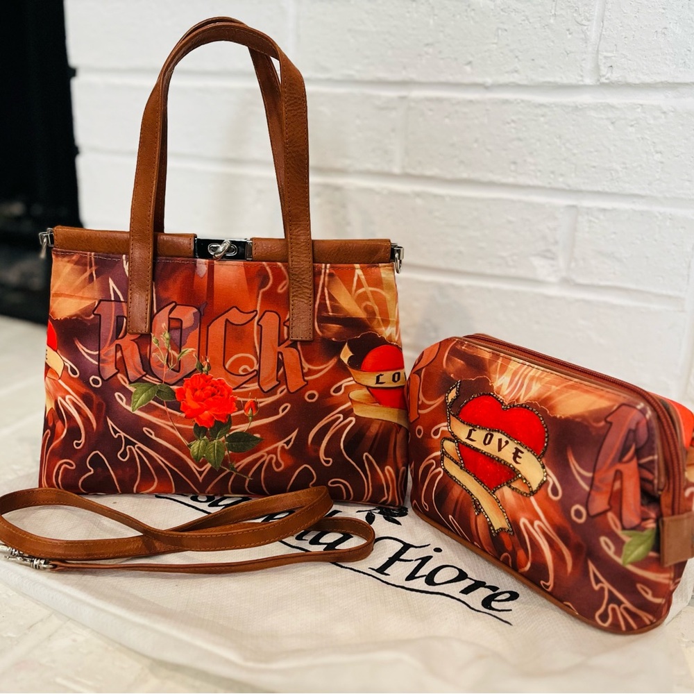 Vintage Limited Edition Isabella Fiore Handbag/crossbody w/matching clutch. NWOT